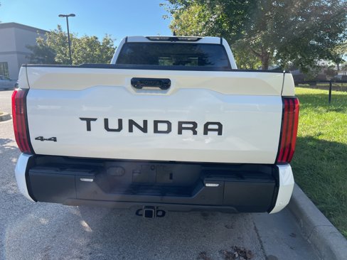 Used 2024 Toyota Tundra Limited image 6