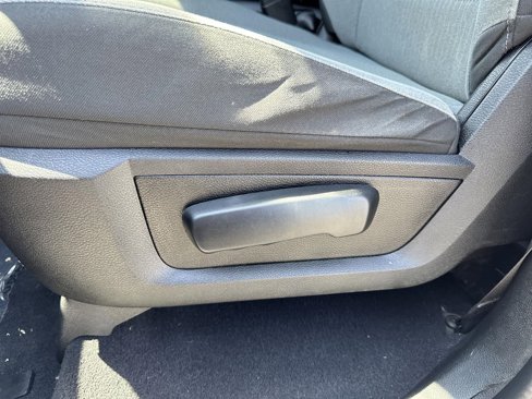 Used 2022 RAM 1500 Classic SLT image 22