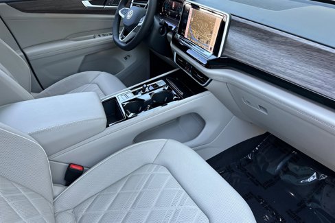 New 2026 Volkswagen Atlas SEL Premium R-Line image 16