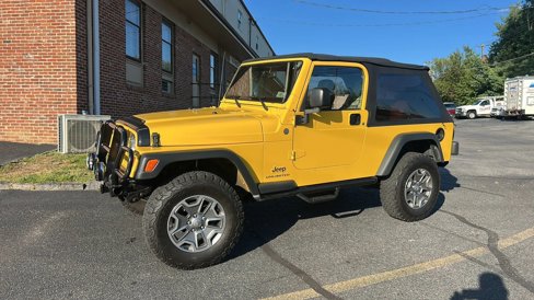 Used 2004 Jeep Wrangler 4WD image 4