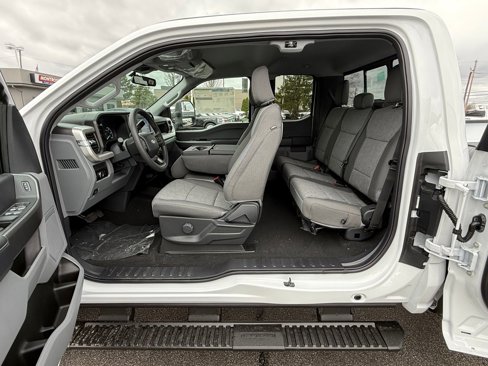 New 2026 Ford F350 4x4 SuperCab Super Duty image 17