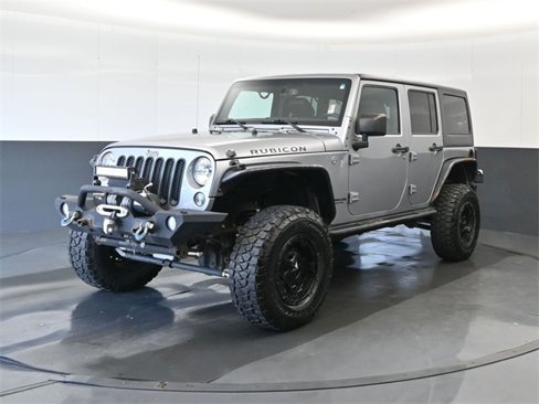 Used 2016 Jeep Wrangler Unlimited Rubicon w/ Connectivity Group image 8