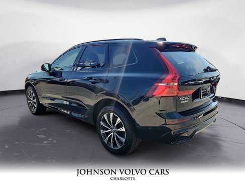 Certified 2025 Volvo XC60 B5 Plus w/ Climate Package image 24