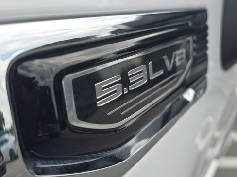 Used 2019 GMC Sierra 1500 SLT w/ SLT Premium Plus Package image 9
