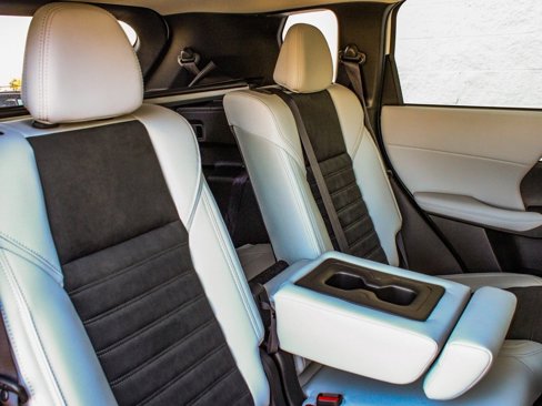 New 2025 Mitsubishi Outlander SE image 40
