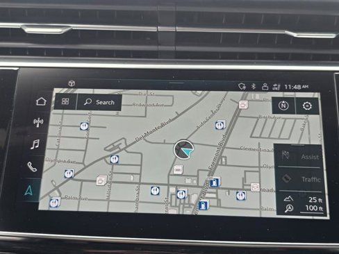 Used 2022 Audi Q8 Premium Plus w/ Premium Plus Package image 6