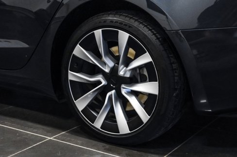 Used 2025 Tesla Model 3 Long Range image 59
