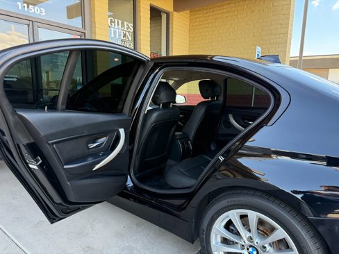 Used 2017 BMW 320i Sedan image 19
