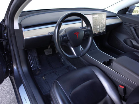 Used 2018 Tesla Model 3 Long Range image 22