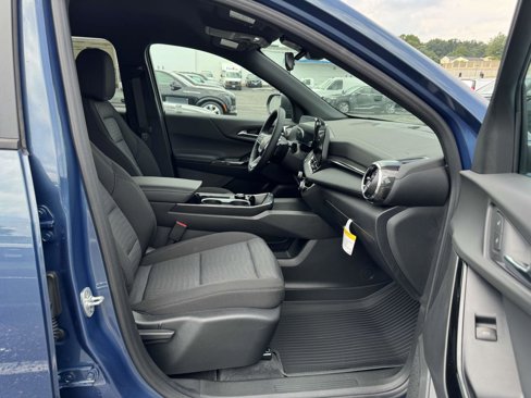 New 2026 Chevrolet Equinox LT w/ LPO, Floor Liner Package image 12