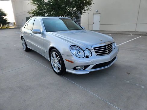 Used 2008 Mercedes-Benz E 320 BlueTEC Sedan image 11