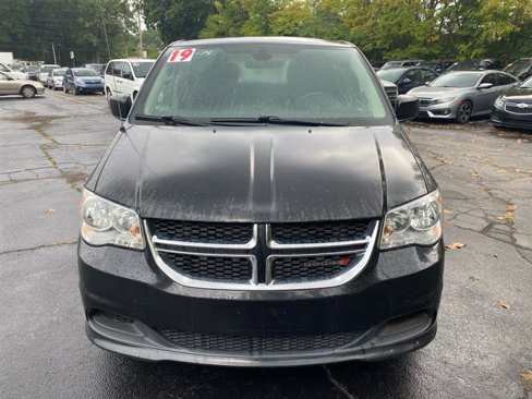 Used 2019 Dodge Grand Caravan SE w/ UConnect Hands-Free Group image 6