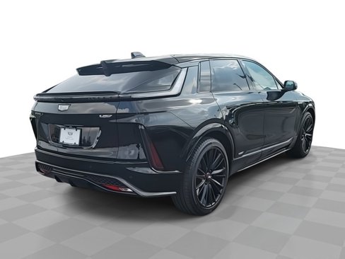 New 2026 Cadillac Lyriq V image 7