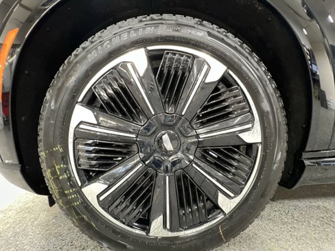 New 2025 Cadillac Escalade IQ Sport 1 image 33