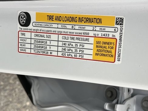 Used 2025 GMC Acadia Elevation image 20