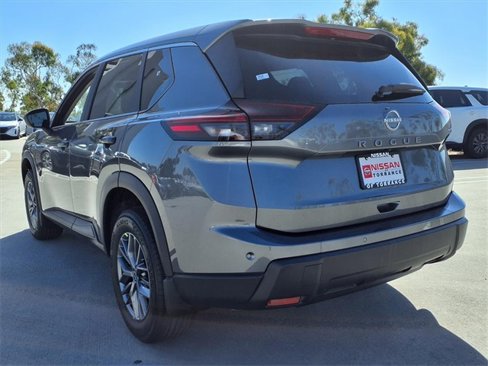 New 2026 Nissan Rogue S image 9