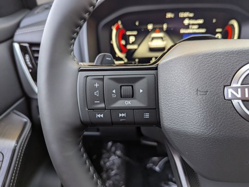 New 2025 Nissan Rogue Platinum w/ Tech Package image 15
