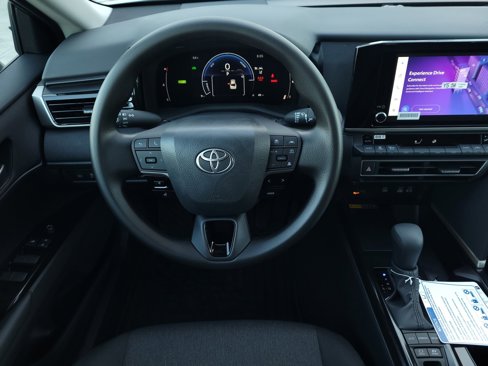 New 2026 Toyota Camry XLE image 9