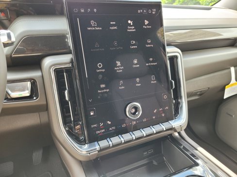 New 2026 GMC Yukon XL Elevation image 8
