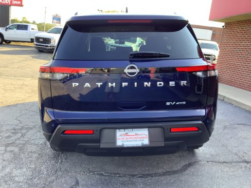 Used 2022 Nissan Pathfinder SV image 6