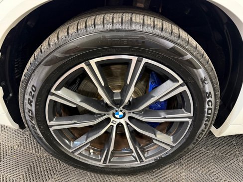Used 2023 BMW X5 xDrive40i w/ M Sport Package image 22