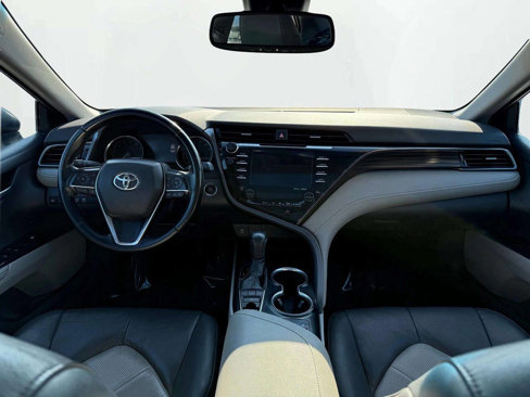 Used 2019 Toyota Camry XLE image 15