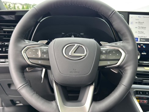 New 2026 Lexus TX 350 AWD image 18