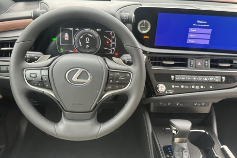 New 2025 Lexus ES 300h w/ Premium Package image 14