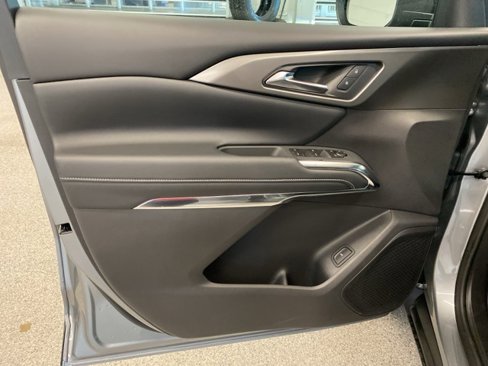 New 2026 Chevrolet Traverse LT w/ Driver Confidence Package image 25