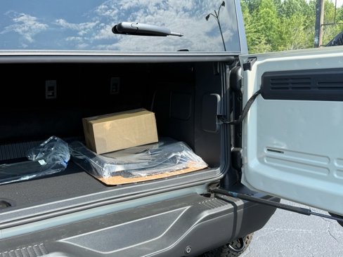 New 2025 Ford Bronco Badlands image 16