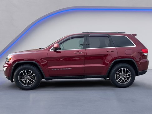 Used 2019 Jeep Grand Cherokee Laredo w/ Laredo X Package image 7