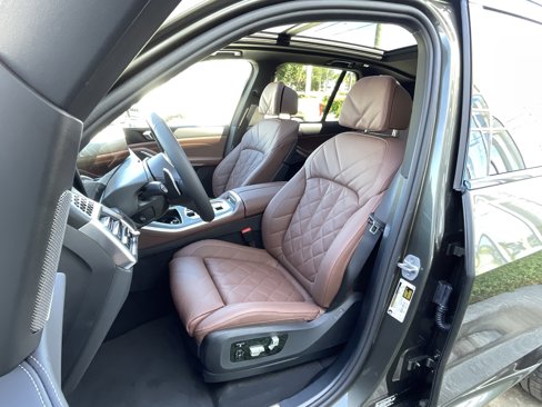 New 2026 BMW X5 sDrive40i w/ M Sport Package image 11