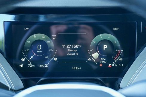 Used 2025 GMC Yukon Elevation image 48