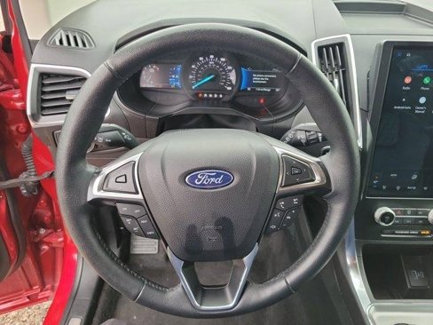 Used 2024 Ford Edge Titanium image 23