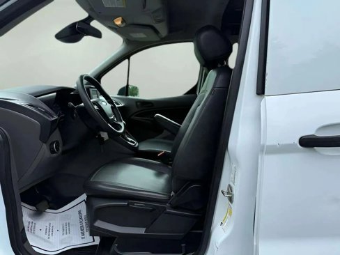 Used 2019 Ford Transit Connect XL image 11