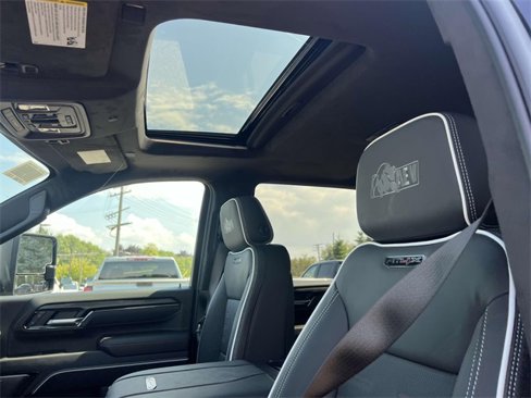 New 2025 GMC Sierra 2500 AT4X w/ AT4X AEV Edition image 19