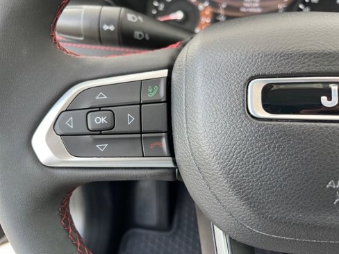 Used 2022 Jeep Compass Trailhawk image 21