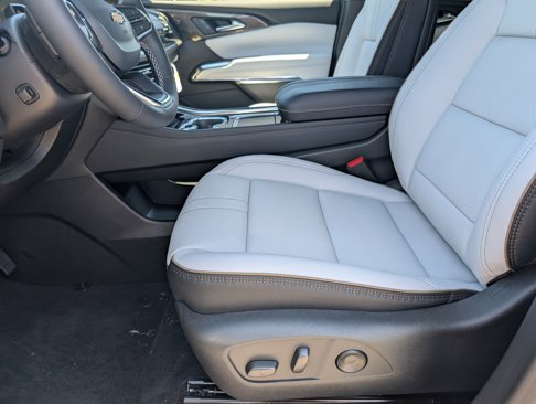 New 2026 Chevrolet Traverse High Country image 7