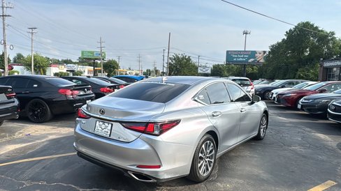 Used 2023 Lexus ES 350 image 5