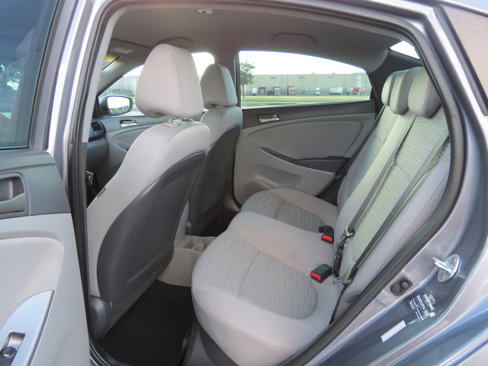 Used 2016 Hyundai Accent SE w/ Option Group 02 image 28