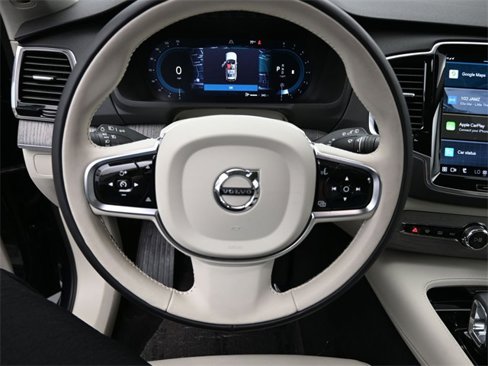 Used 2025 Volvo XC90 B6 Plus w/ Protection Package Premier image 23
