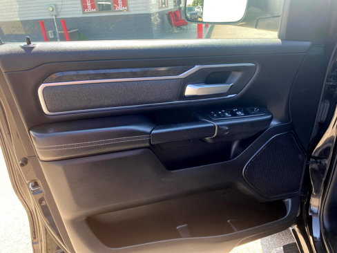 Used 2019 RAM 1500 Big Horn image 14