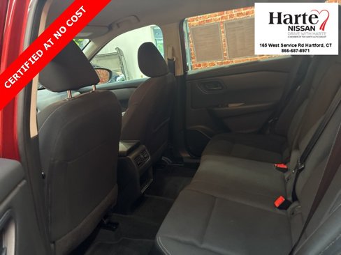 Used 2024 Nissan Rogue S image 11