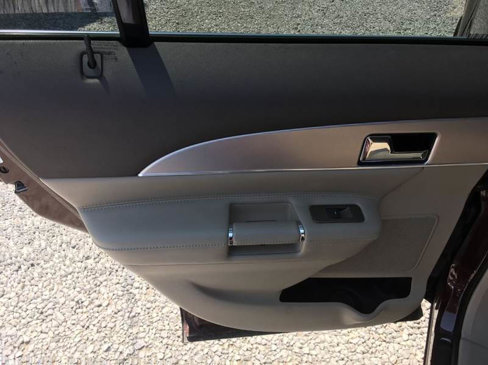 Used 2012 Lincoln MKX FWD image 12