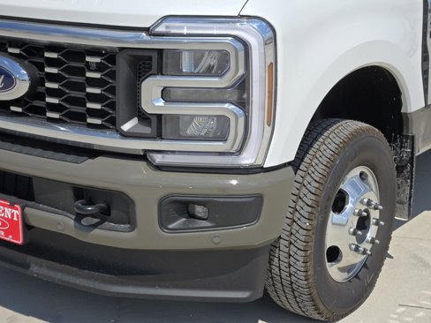 New 2026 Ford F350 King Ranch w/ FX4 Off-Road Package image 6