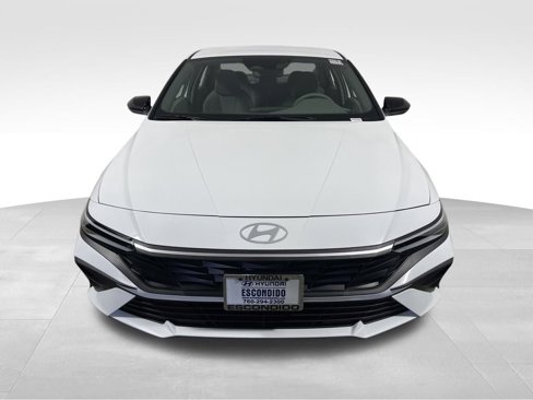 New 2025 Hyundai Elantra SEL image 8