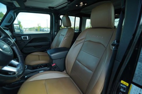 Used 2020 Jeep Wrangler Unlimited Sahara image 30