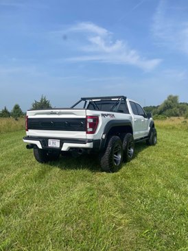 Used 2021 Ford F150 Raptor image 10