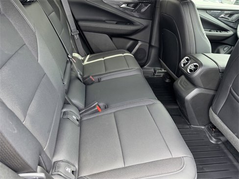 Used 2025 Chevrolet Blazer EV LT image 11