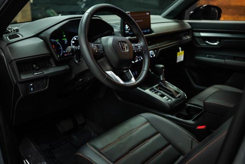 Used 2025 Honda CR-V Sport-L image 9